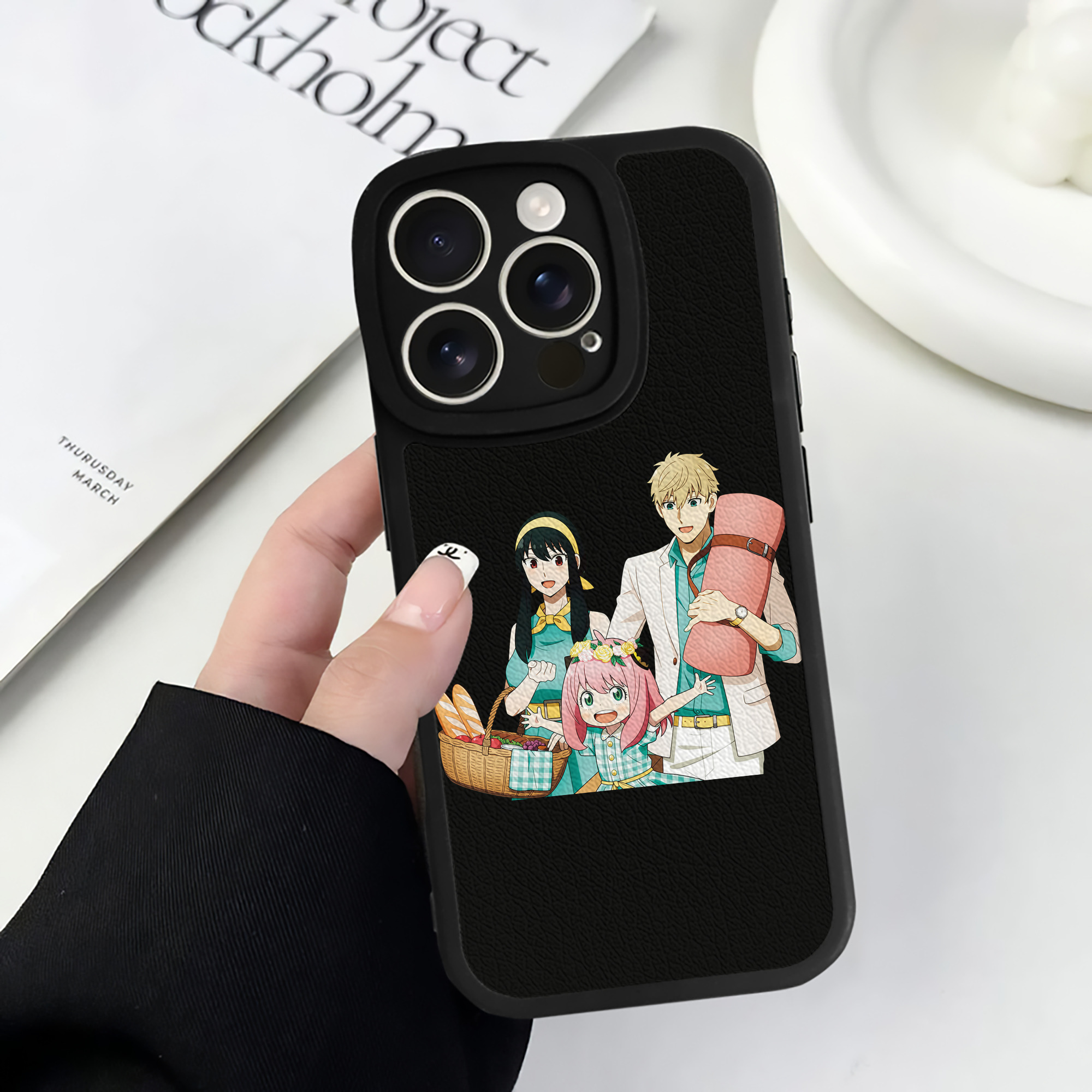 （画像用） SPY×FAMILY间谍家家酒 【iPhone 16シリーズ対応】シリコンスマホケース（レザー調） 材質：シリコン